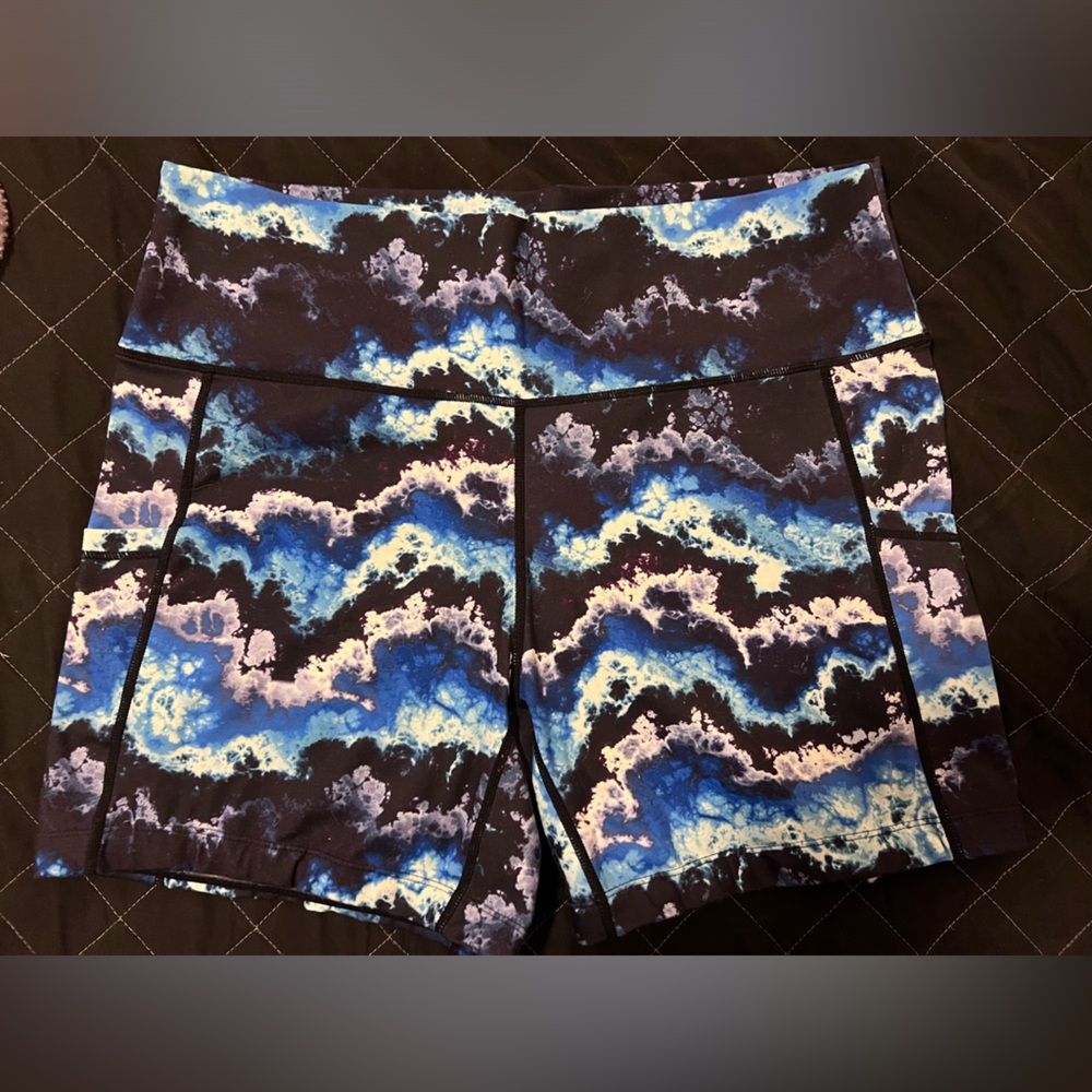 CVG storm shorts 5’ EUC